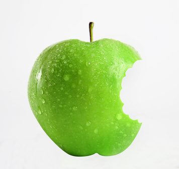 Äpfel = Zahnpflege? © Albert Schleich - Fotolia.com